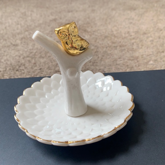 Jewelry Dish - Picture 1 of 5